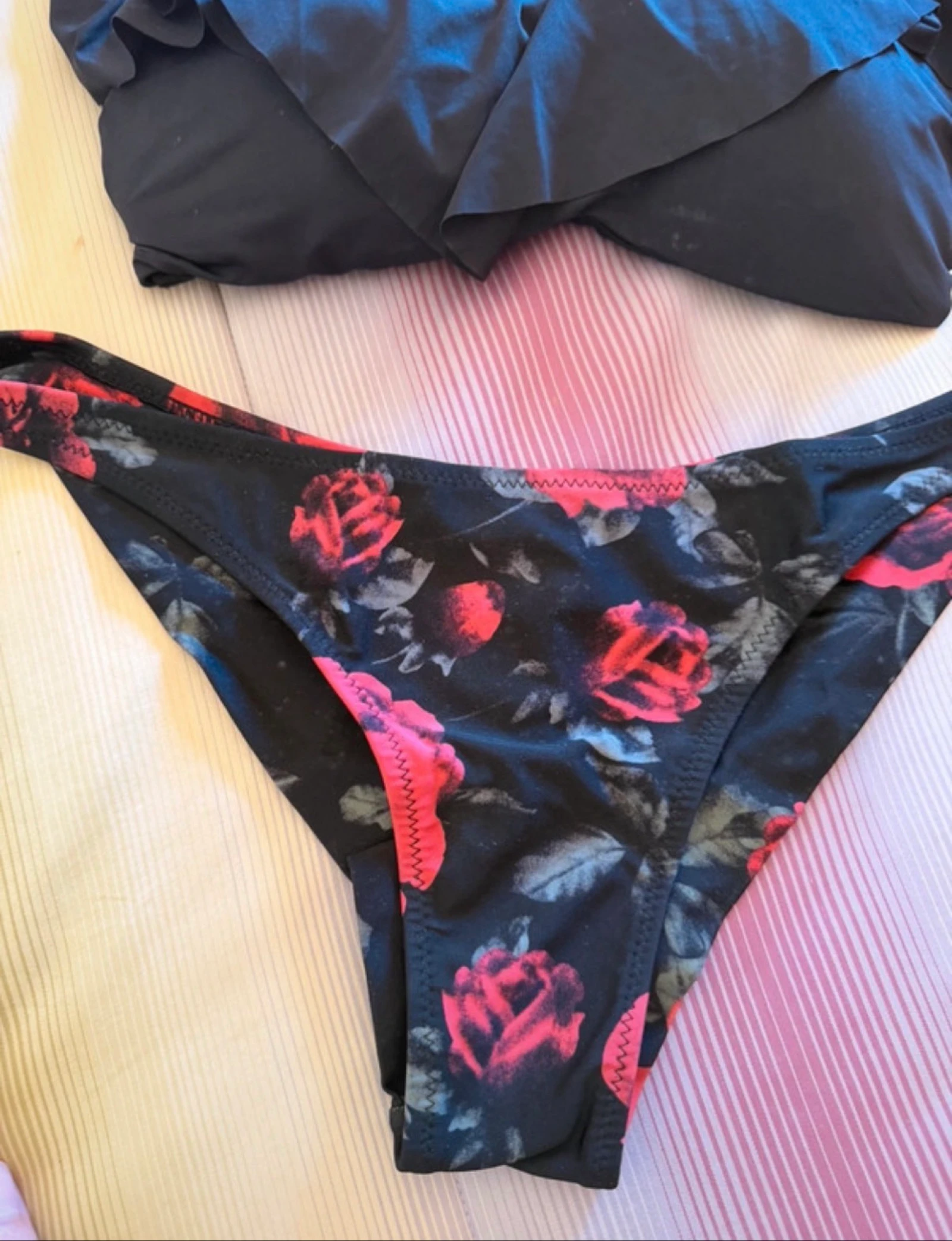 Bikini – photo 3